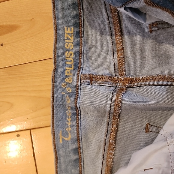 Colombian Trucco wide leg Jeans NWT - Picture 4 of 12